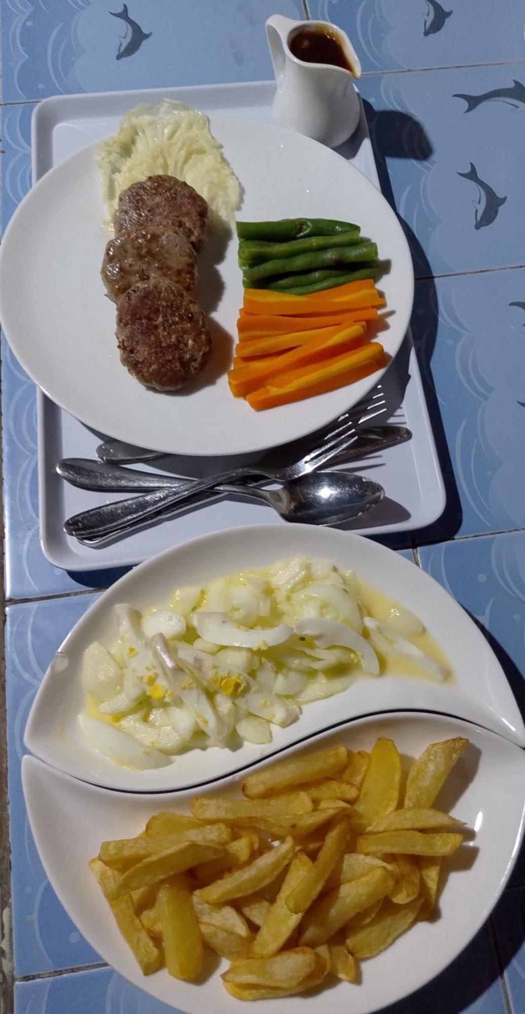 Naca Homestay Manado Extérieur photo